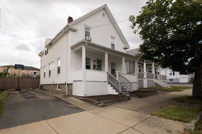/international/us/148-princeton-st-new-bedford-ma-110106580702/