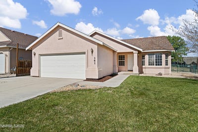 /international/us/141-desert-lakes-drive-fernley-nv-110107695487/