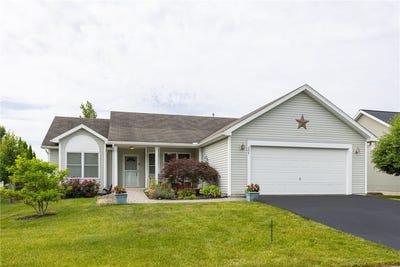 /international/us/204-westcombe-park-henrietta-ny-110100513155/