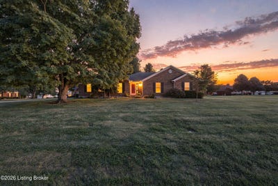 /international/us/1318-worth-ave-shepherdsville-ky-110120463684/