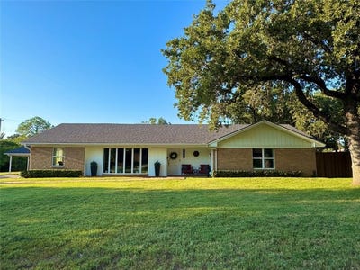 /international/us/1423-oak-hills-drive-graham-tx-110108427283/