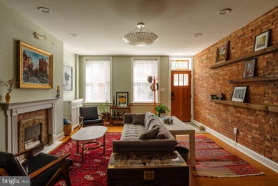 /international/us/1330-s-10th-street-philadelphia-pa-110120097854/
