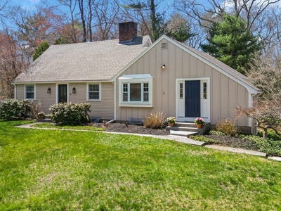 /international/us/26-parsonage-ln-topsfield-ma-110107632596/