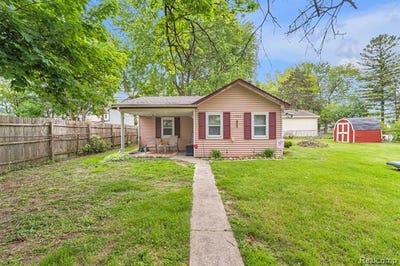 /international/us/11063-jackson-street-taylor-mi-110108064494/