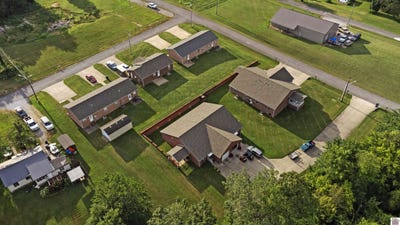 /international/us/1223-1233-clyde-elrod-ave-kevil-ky-110101349431/