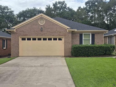 /international/us/206-echo-lane-warner-robins-ga-110119960893/