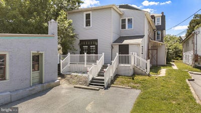 /international/us/305-s-main-street-phoenixville-pa-110108849684/
