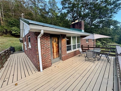 /international/us/3028-frame-road-elkview-wv-110107395039/
