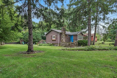 /international/us/27686-w-rowe-avenue-spring-grove-il-110110335432/