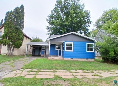 /international/us/605-commercial-ave-sandstone-mn-110110229183/