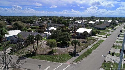 /international/us/5152-se-primrose-way-stuart-fl-110108350482/