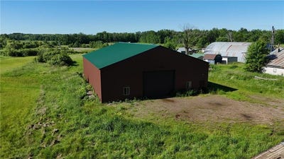 /international/us/3431-highway-18-isle-mn-110098179236/