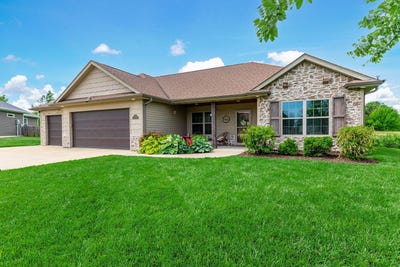 /international/us/4870-w-red-tail-dr-ashland-mo-110108769754/