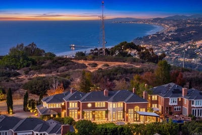 /international/us/6815-la-jolla-scenic-drive-la-jolla-ca-110120515177/
