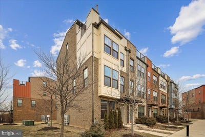 /international/us/6201-chronicle-st-hyattsville-md-110105834464/