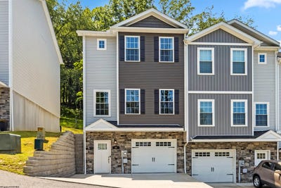 /international/us/26-misty-lane-fairmont-wv-110100356049/