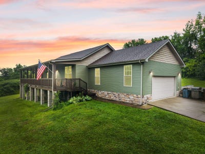 /international/us/233-schollsville-road-winchester-ky-110108480085/