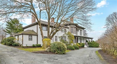 /international/us/46-chastellux-avenue-newport-ri-110103676843/