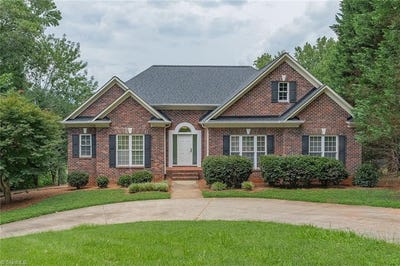 /international/us/3910-sagamore-drive-greensboro-nc-110101049707/?lang=en