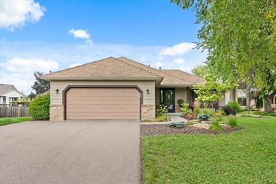 /international/us/8821-rainier-court-woodbury-mn-110120005579/