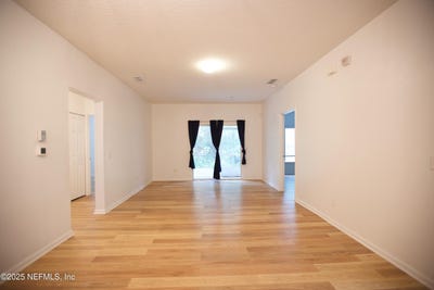 /international/us/3600-lenin-peak-court-unit-8-jacksonville-fl-110100851807/