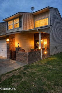 /international/us/1315-mountain-meadows-way-sevierville-tn-110105412801/
