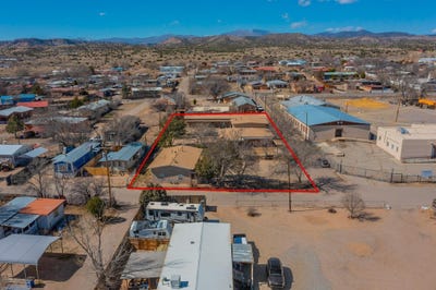 /international/us/720-school-espanola-nm-110105874449/