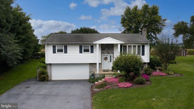 /international/us/18-pinewood-avenue-ephrata-pa-110110351752/