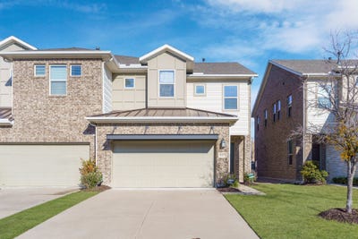 /international/us/8137-snapdragon-way-dallas-tx-110108685766/