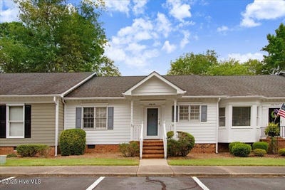 /international/us/3102-cashwell-drive-goldsboro-nc-110100690275/