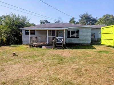 /international/us/25106-rex-street-elkhart-in-110101142269/