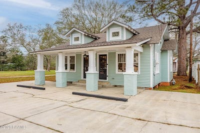/international/us/202-west-plaquemine-street-church-point-la-110104840608/