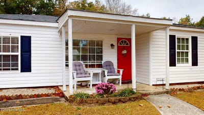 /international/us/276-edgewood-terrace-drive-west-end-nc-110108503339/