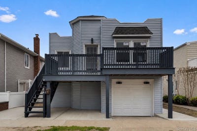 /international/us/119-belmont-avenue-long-beach-ny-110108060975/