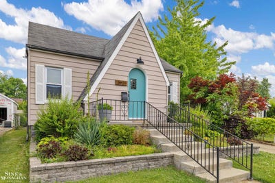 /international/us/3621-buckingham-avenue-berkley-mi-110108766864/