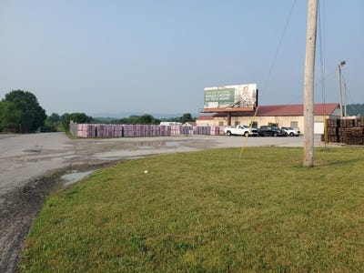 /international/us/us-50-lawrenceburg-in-110085396943/
