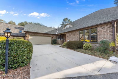 /international/us/4-chalford-place-pinehurst-nc-110105805714/