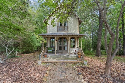 /international/us/111-park-place-irvington-va-110107828527/