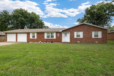 /international/us/604-n-claud-avenue-bolivar-mo-110101124700/?lang=es