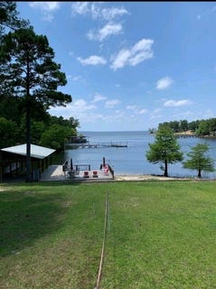 /international/us/198-bream-dr-anacoco-toledo-bend-lake-la-110101635461/