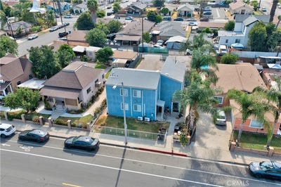 /international/us/1133-s-park-avenue-pomona-ca-110119524882/