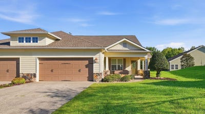 /international/us/9583-ilene-court-ooltewah-tn-110120613565/