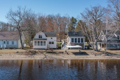 /international/us/108-sandy-beach-road-glenburn-me-110107683959/