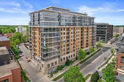 /international/us/625-n-segoe-road-madison-wi-110108220772/