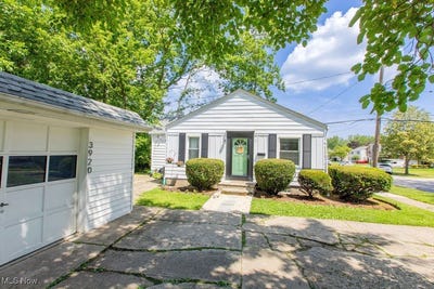 /international/us/3920-elmore-road-fairview-park-oh-110100799955/