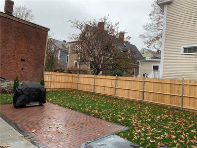 /international/us/104-john-street-providence-ri-110108631184/
