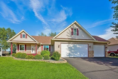 /international/us/22865-zion-parkway-nw-oak-grove-mn-110109997892/