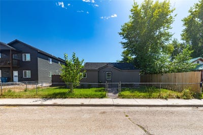 /international/us/207-9th-avenue-w-polson-mt-110101313476/