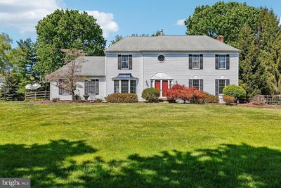 /international/us/4-monroe-drive-princeton-junction-nj-110108030877/