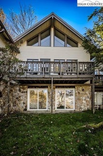 /international/us/115-n-pinnacle-ridge-road-beech-mountain-nc-110102918541/